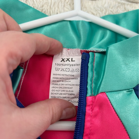 New Retro Outfit - Picture 8 of 13